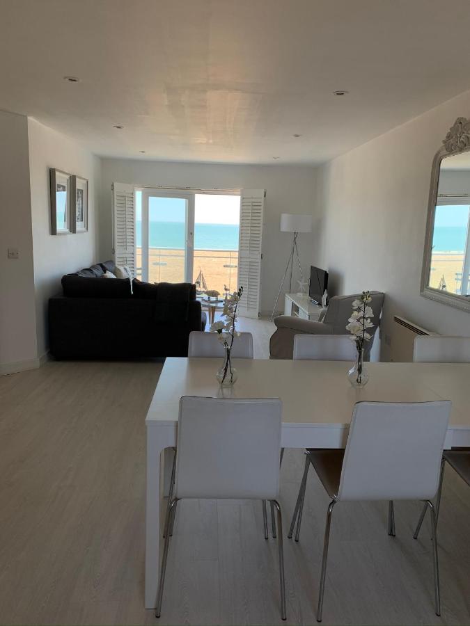 Luxury Beachfront Outstanding 2 Bedroom Apartment Eastbourne Dış mekan fotoğraf